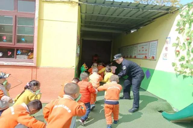 合阳县公安局大力开展“护校安园”专项活动