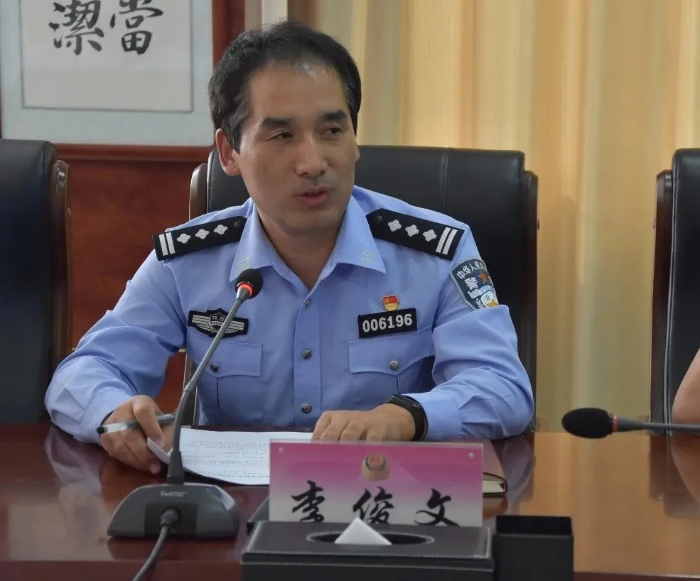 合阳县公安局召开入职新警教育座谈会